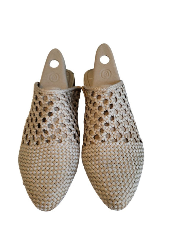 10M Latigo Anthropologie Champagne Woven Mules Slides Flats Shoes