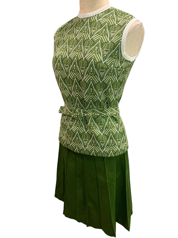 1960s Vntage Polyester Skirt Outfit Green White Sleeveless Mod Belt Pattern