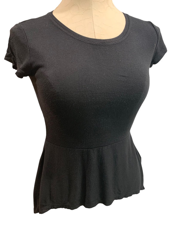 XS Philosophy women's Black Skirted Short Sleeve Tshirt