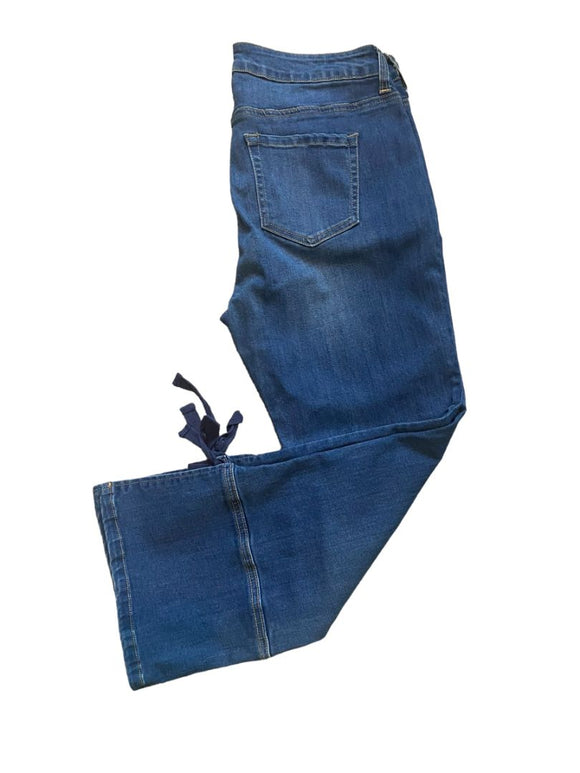 10 Baccini Crop Jeans Wide Leg Split Hem Bow