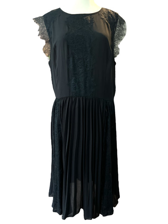 16 Banana Republic Black Lace Trim Sleeveless Pleated Dress
