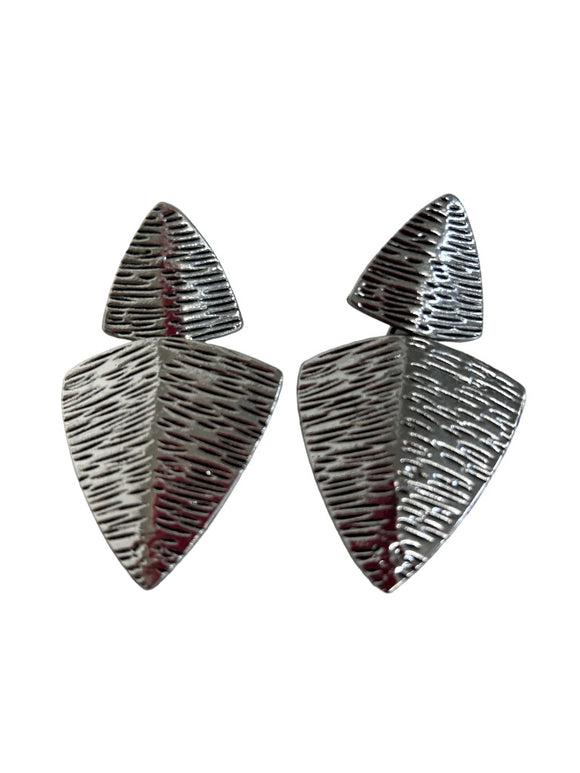 Arrowhead Shaped Silvertone Earrings Textured Pierced Post 2.25