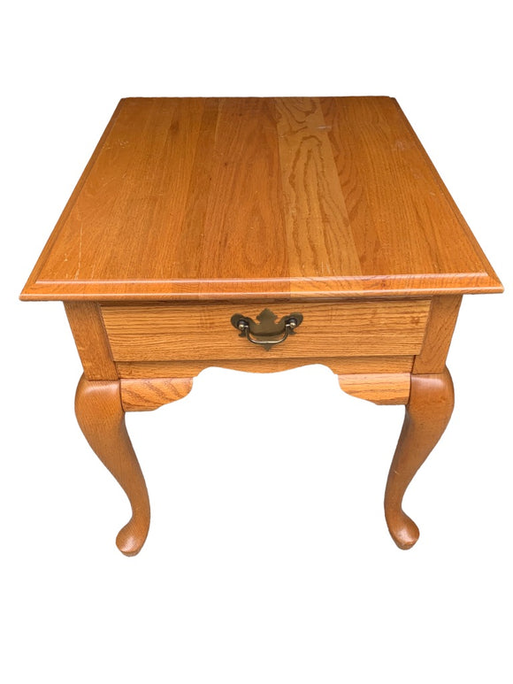 Broyhill Solid Oak End Table Country French with Drawer 22