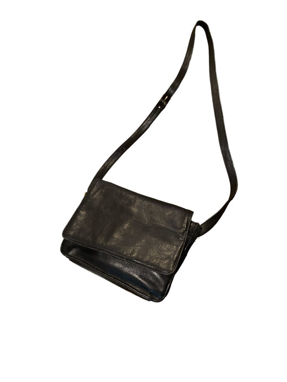 Jacqueline Ferarri Black Leather Crossbody Shoulder Bag Gold Hardware